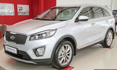 Ra mắt 3 phiên bản, Kia Sorento có giá từ 850 triệu đồng